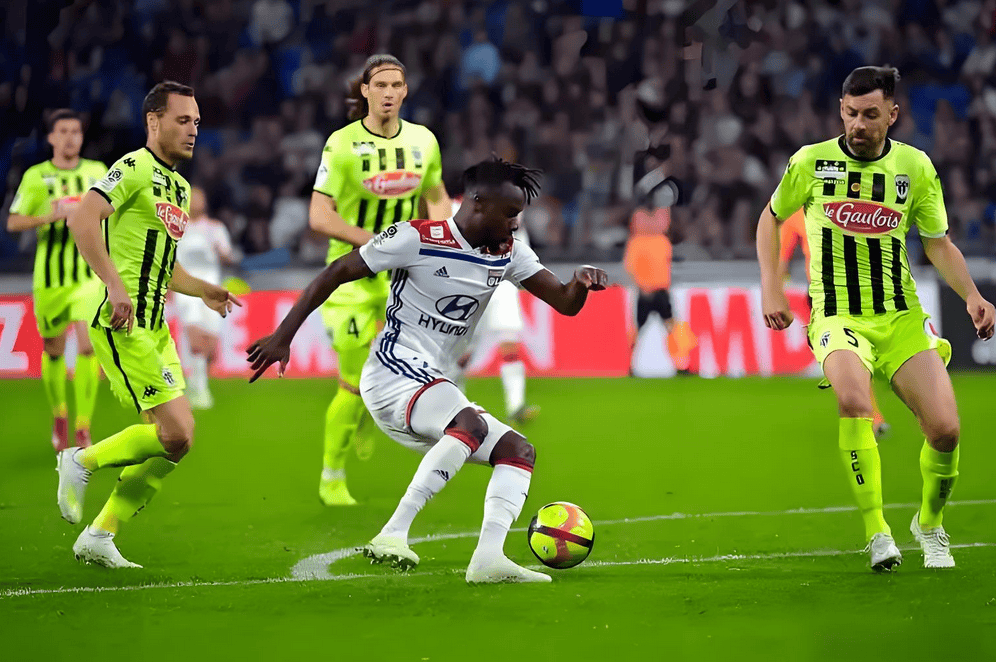 摩纳哥球队赢得关键比赛胜利 摩纳哥球队赢得关键比赛胜利