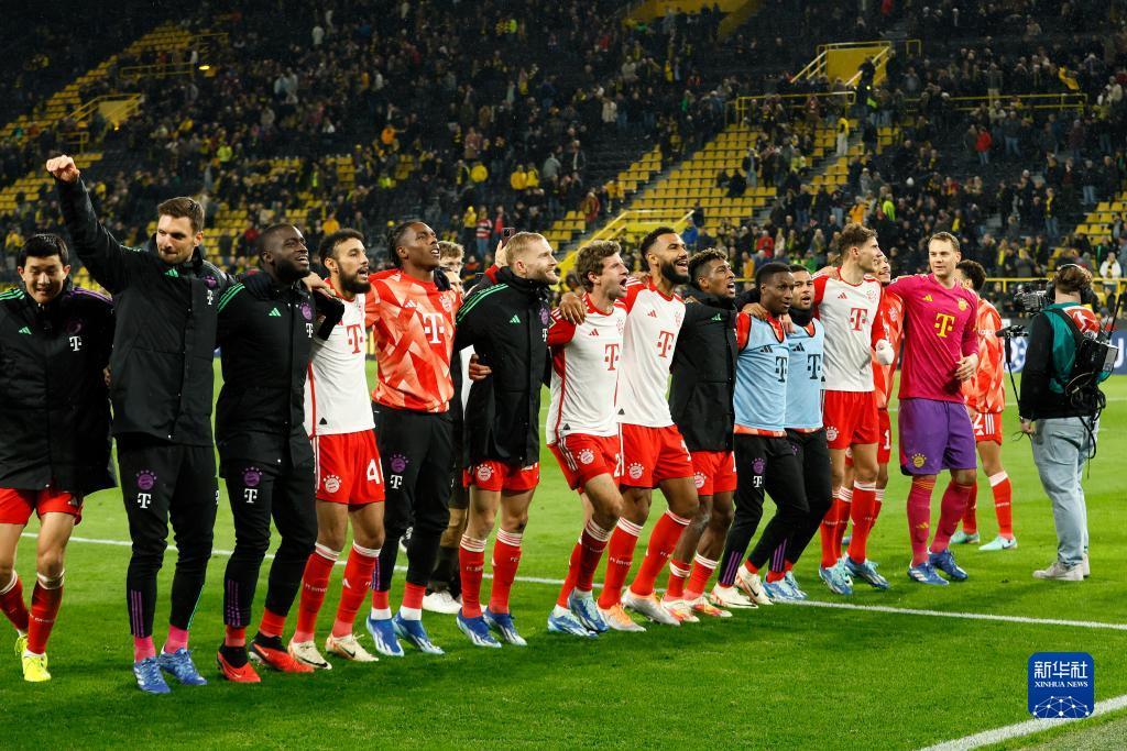 拜仁慕尼黑客场大胜,德甲榜首宝座难摇 拜仁慕尼黑客场大胜,德甲榜首宝座难摇