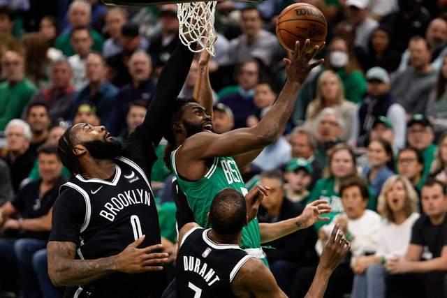 FB体育平台-绿衫军失利,詹姆斯领军骑士大胜凯尔特人