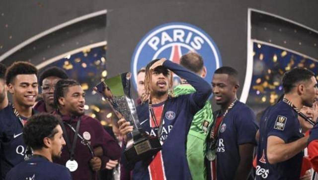 巴黎圣日耳曼逆转晋级,强势登顶小组 巴黎圣日耳曼逆转晋级,强势登顶小组