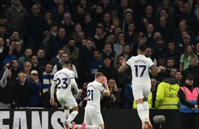 FB体育官网-曼城客场不敌热刺,遭遇联赛失利