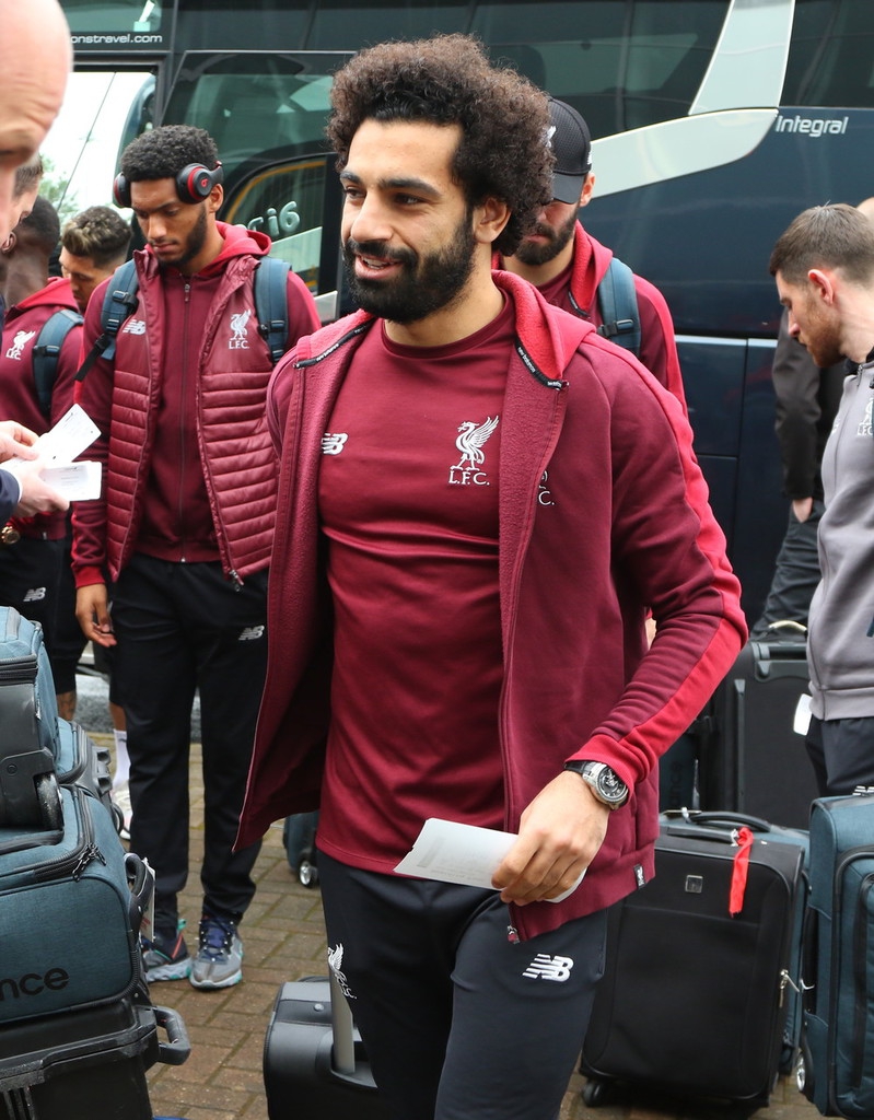 FB体育官方网站-利物浦中场备战秘策曝光,备战信心足