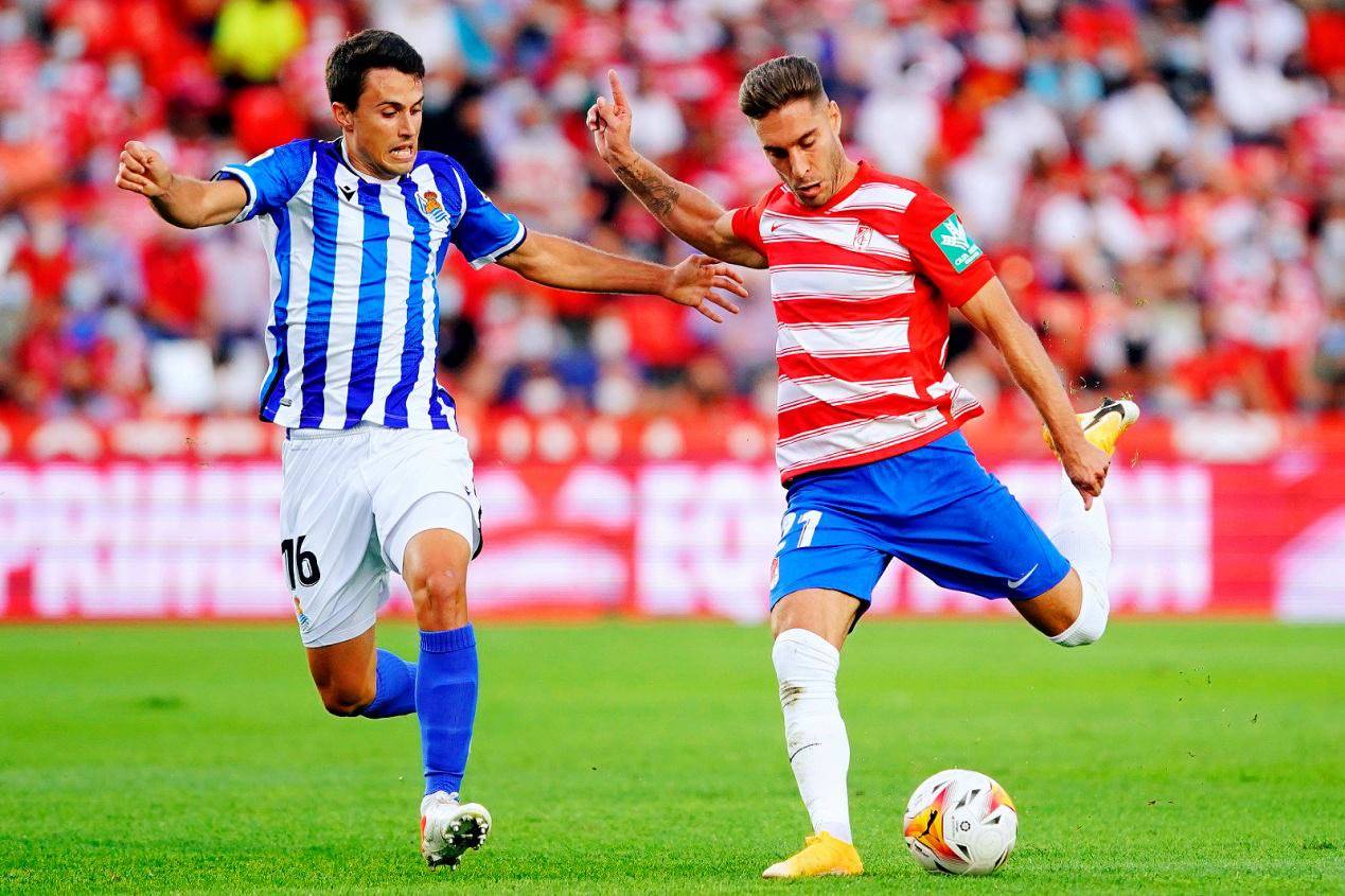 格拉纳达客场惨败维戈塞尔塔,降级阴影逼近! 格拉纳达客场惨败维戈塞尔塔,降级阴影逼近!