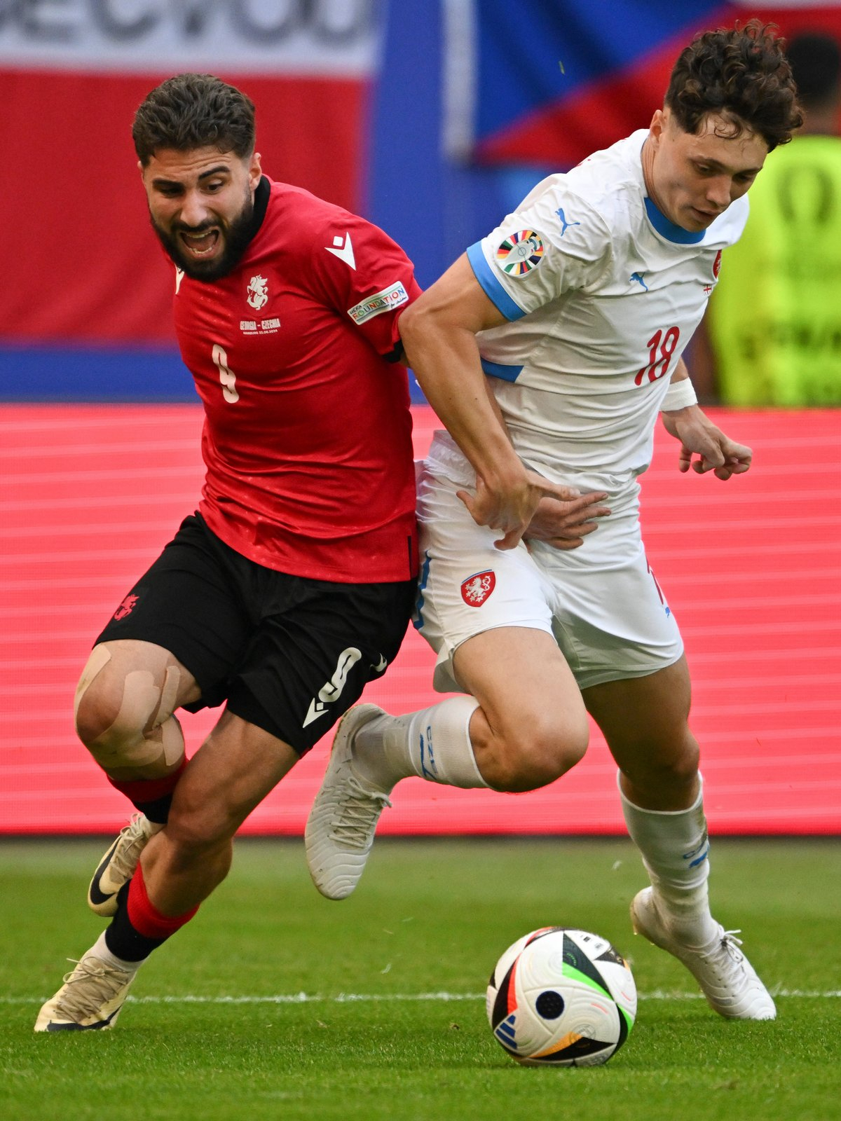 开拓者队重整旗鼓,力求晋级下一轮 开拓者队重整旗鼓,力求晋级下一轮