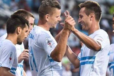 FB体育平台-门兴队备战下场比赛,为球迷奉献精彩