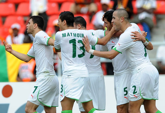 阿尔及利亚队进入下一轮比赛 阿尔及利亚队进入下一轮比赛