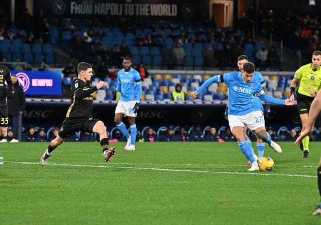 FB体育官网-巨头之争国际米兰击败那不勒斯,实力再次稳固