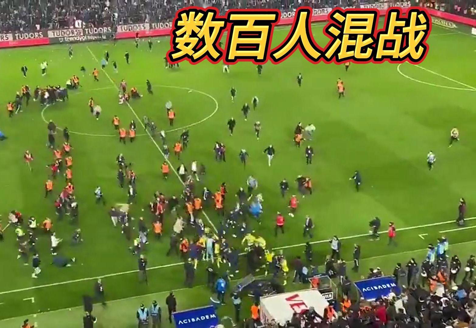 比赛中球员间的火爆冲突引发观众关注 比赛中球员间的火爆冲突引发观众关注