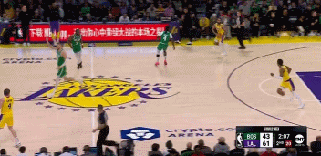 FB体育-球员表现亮眼!令人震惊的比赛高潮