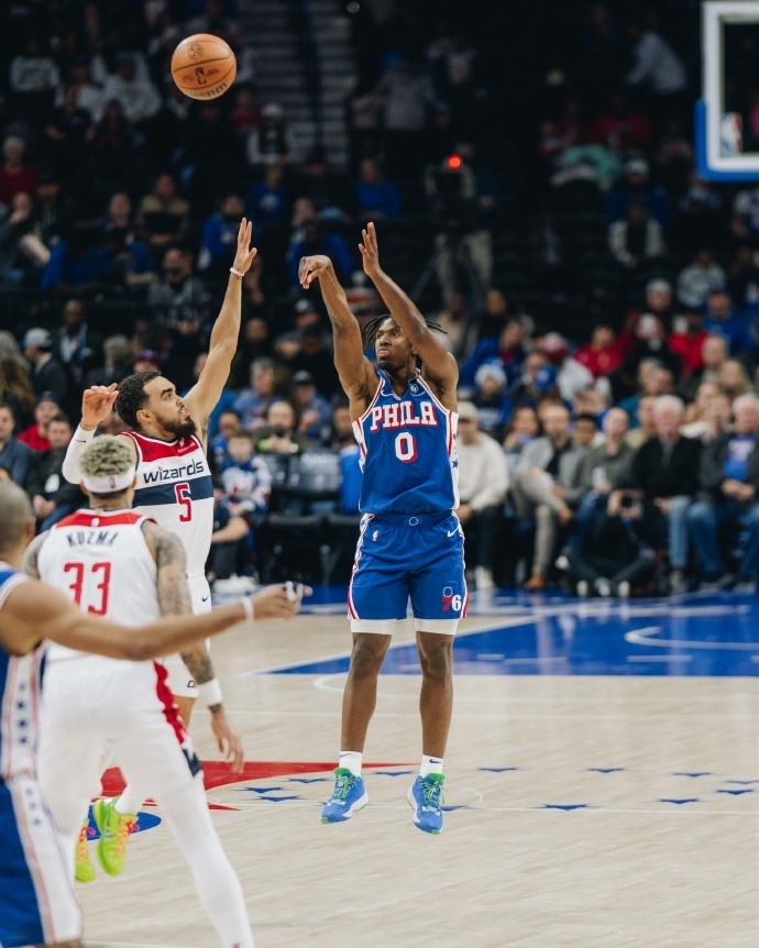 FB体育官网-76人大胜奇才,结束连败!