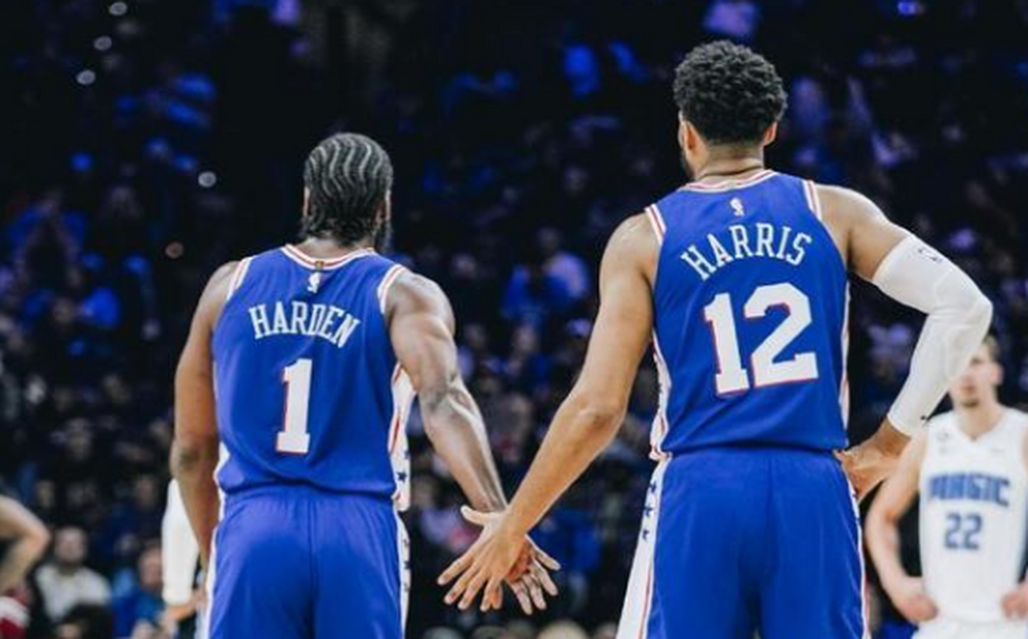 76人大胜奇才,结束连败! 76人大胜奇才,结束连败!