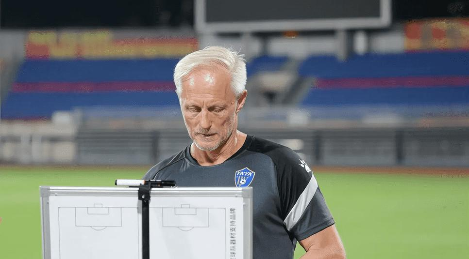 球员争夺常规赛得分王,激烈竞争进入白热化阶段 球员争夺常规赛得分王,激烈竞争进入白热化阶段