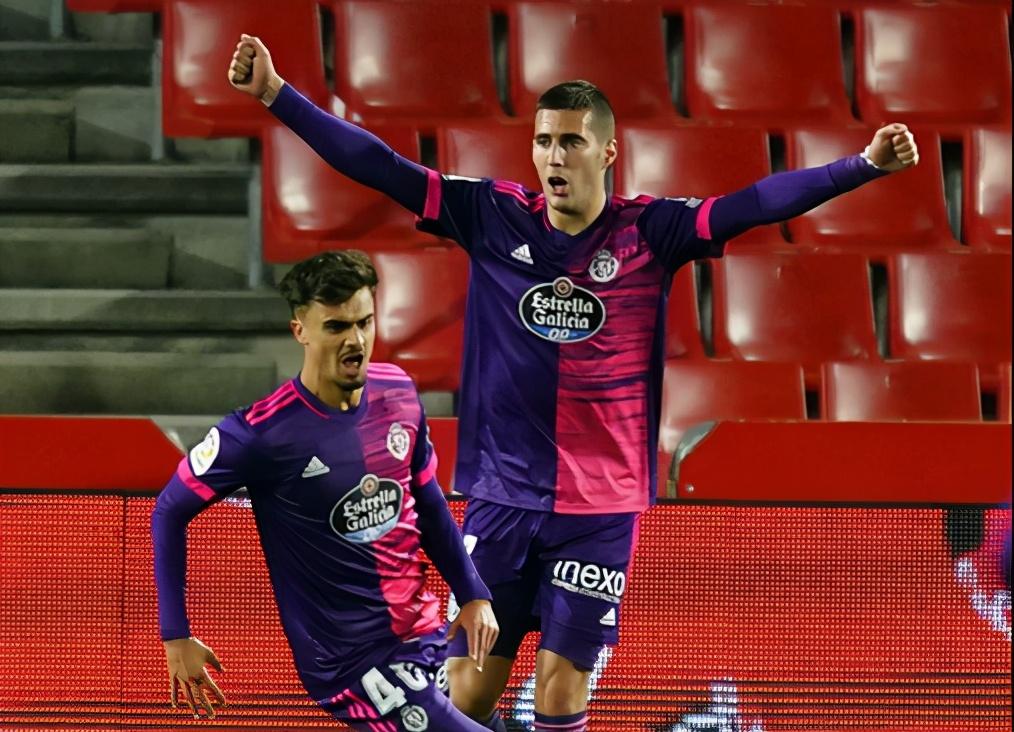 FB体育官网-格兰纳达绝杀收获胜利,保持领先优势