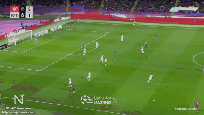 瓦伦西亚主场不敌巴萨,寻求转机 瓦伦西亚主场不敌巴萨,寻求转机