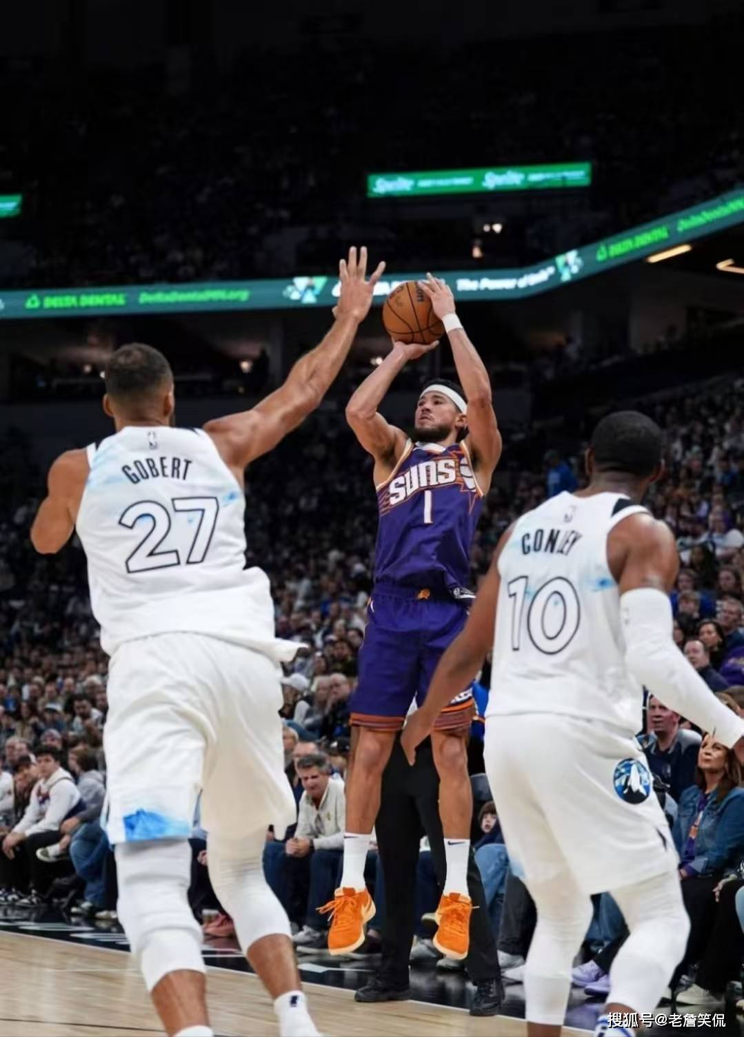 太阳遭遇连败,布克发挥稳定难负责 太阳遭遇连败,布克发挥稳定难负责