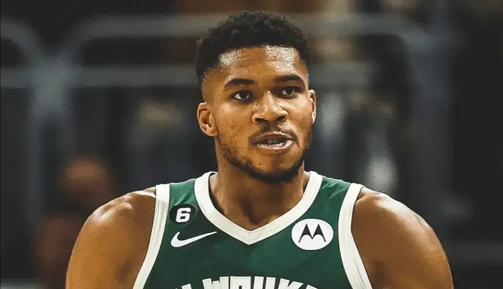 雄鹿前锋姆巴恩斯突破自我,助球队全面发挥拿下胜利 雄鹿前锋姆巴恩斯突破自我,助球队全面发挥拿下胜利