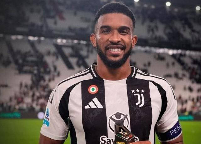 尤文图斯门将状态神勇,助球队稳固防线 尤文图斯门将状态神勇,助球队稳固防线