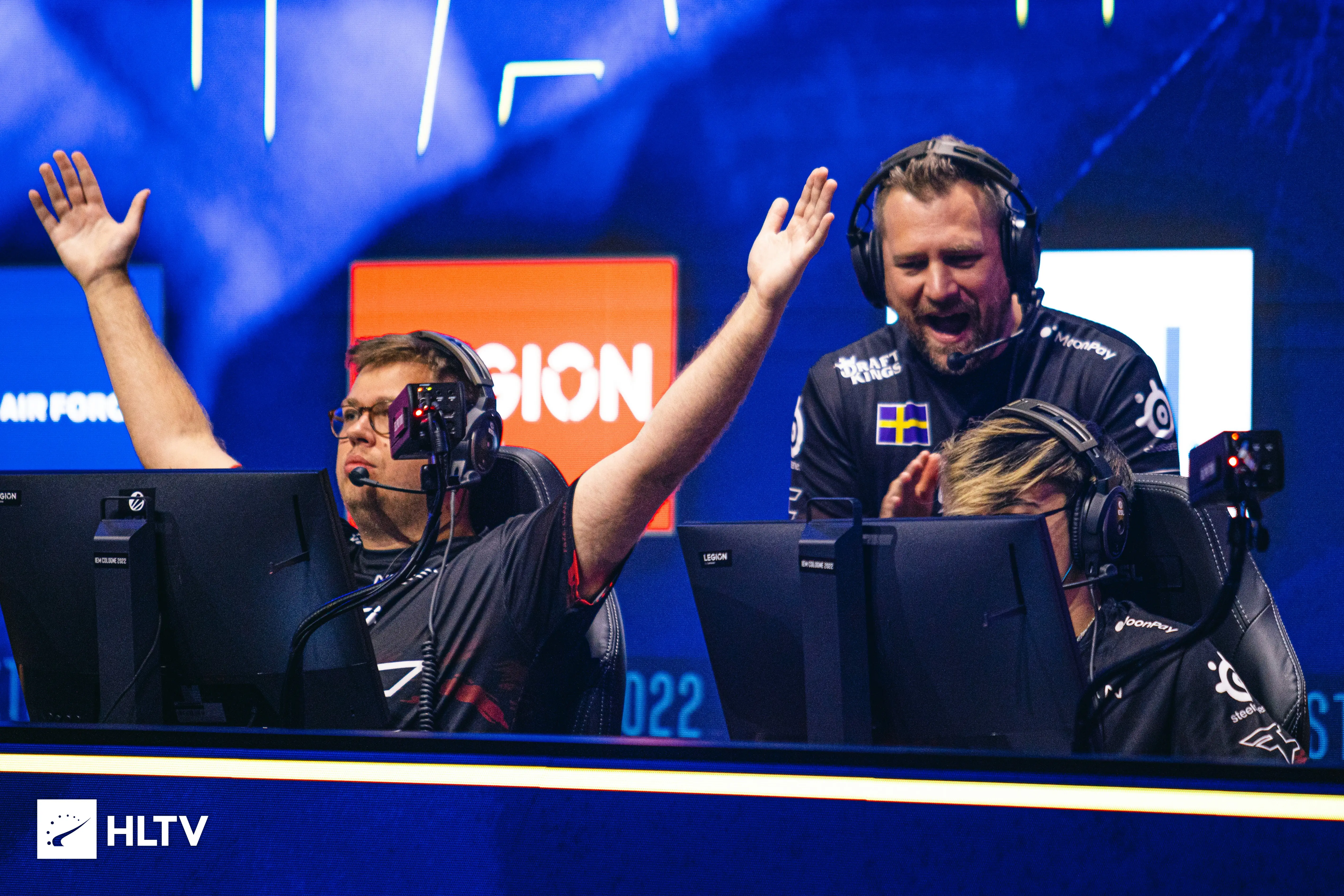 FB体育平台-科隆主场大胜，提升战绩表现