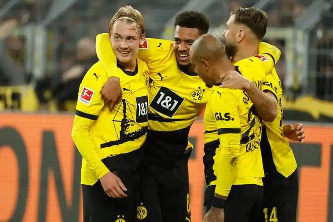 FB体育官网-奇迹发生!拜仁慕尼黑反超,晋级无悬念