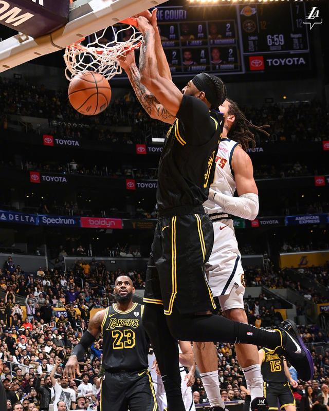 FB体育-豪取双杀!湖人再次率先领跑常规赛