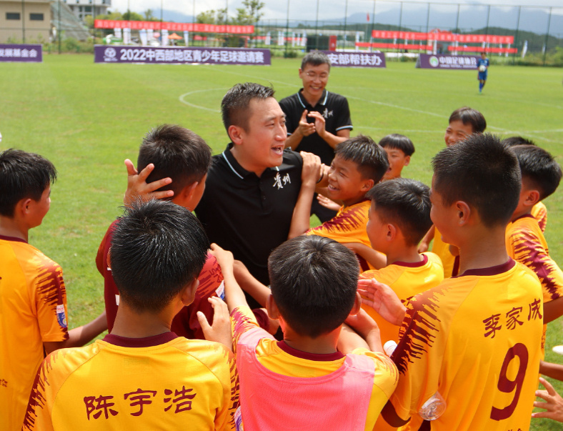 贵州队客场告捷,稳固战绩提升名次 贵州队客场告捷,稳固战绩提升名次