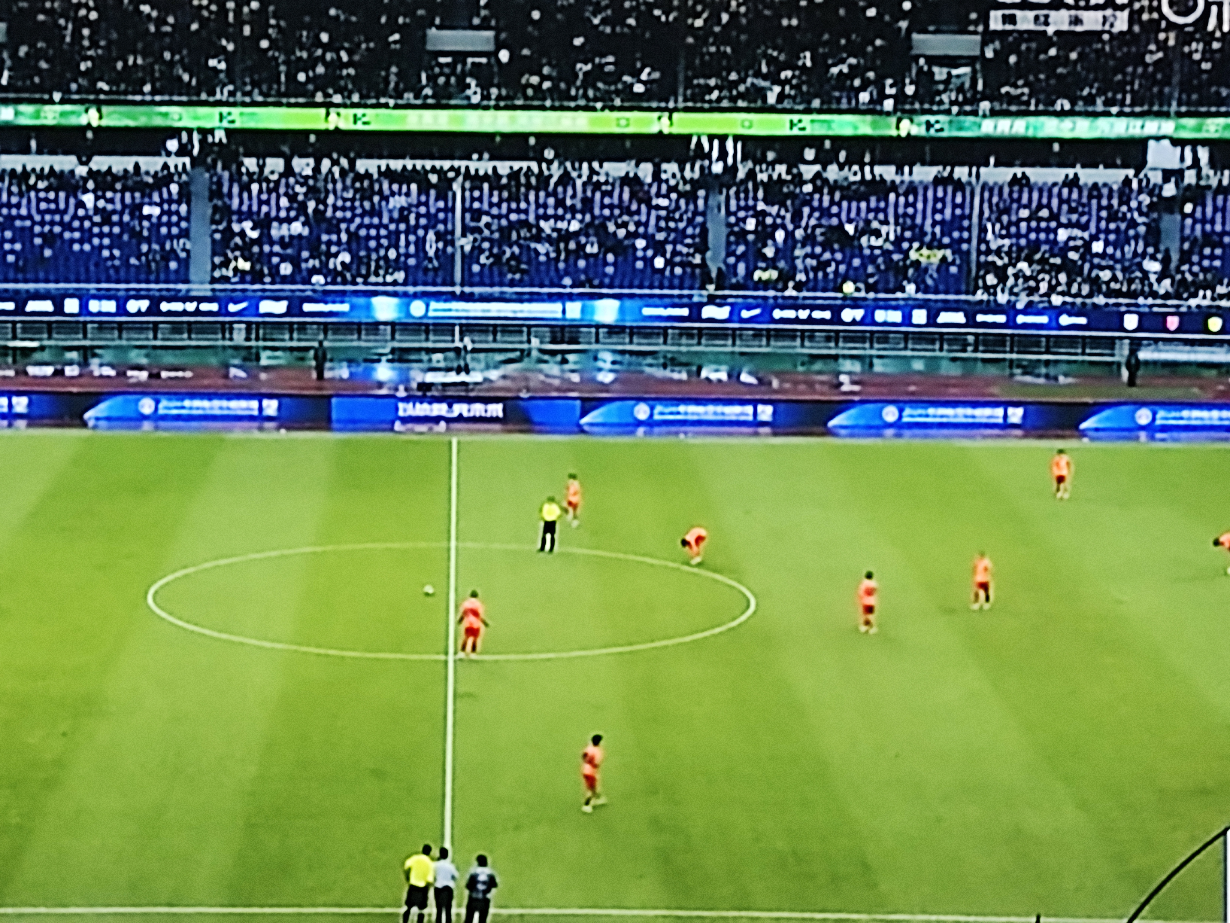 FB体育官网-杭州绿城客场击败山东鲁能,状态回暖