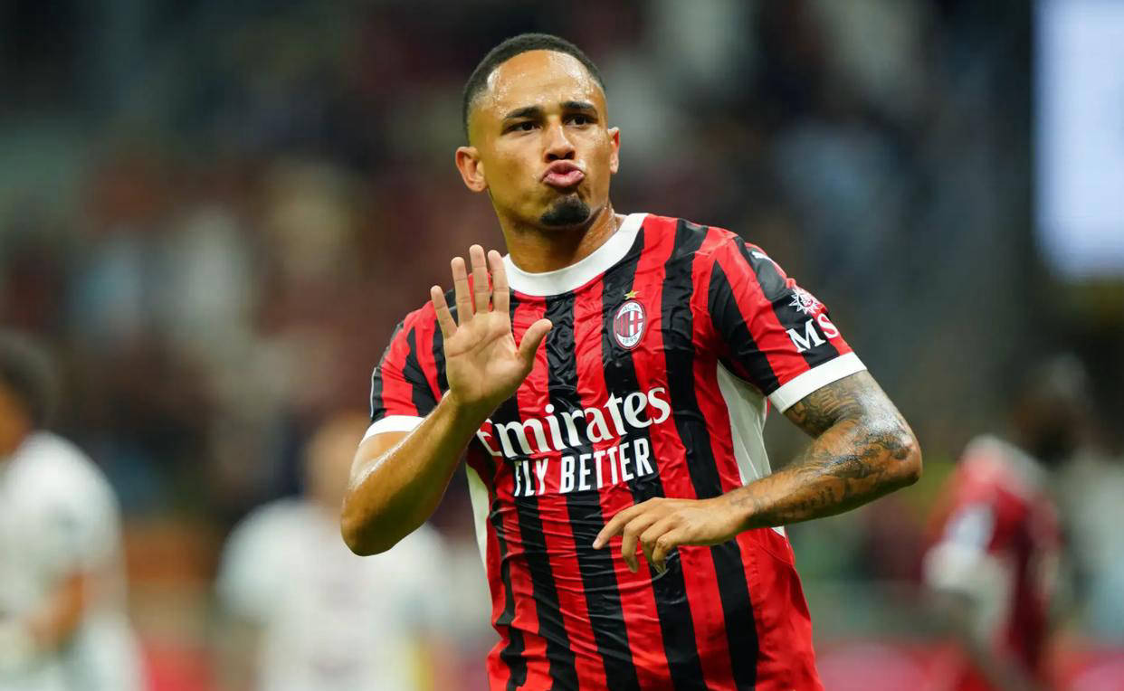 AC米兰连胜不断，全队士气高涨