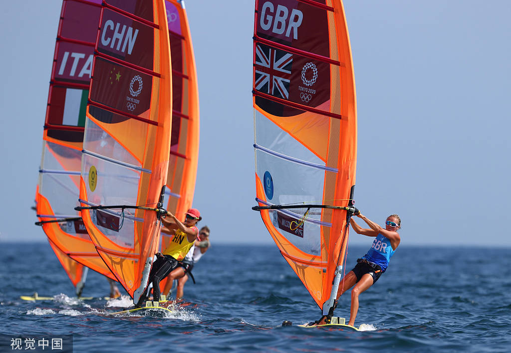 FB体育官方网站-法国运动员勇夺银牌,备受瞩目