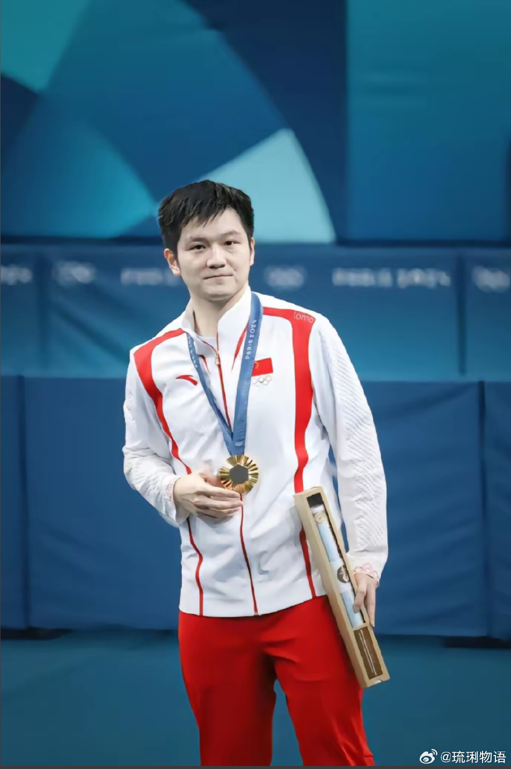 法国运动员勇夺银牌,备受瞩目 法国运动员勇夺银牌,备受瞩目