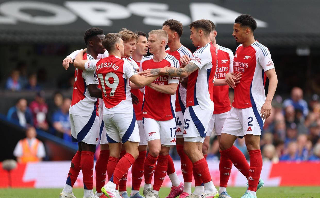 阿森纳客场击败莱斯特城,积分追赶前四 阿森纳客场击败莱斯特城,积分追赶前四