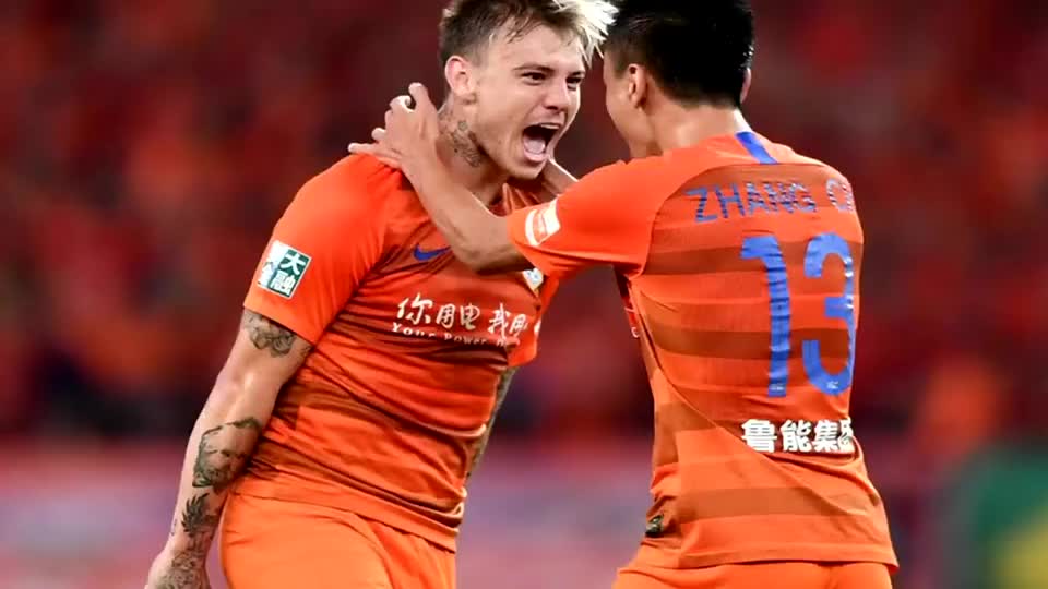 FB体育官网-鲁能前锋连场破门，火力全开领先积分榜