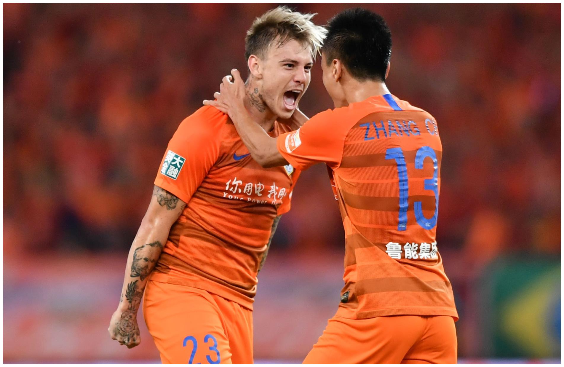 鲁能前锋连场破门，火力全开领先积分榜