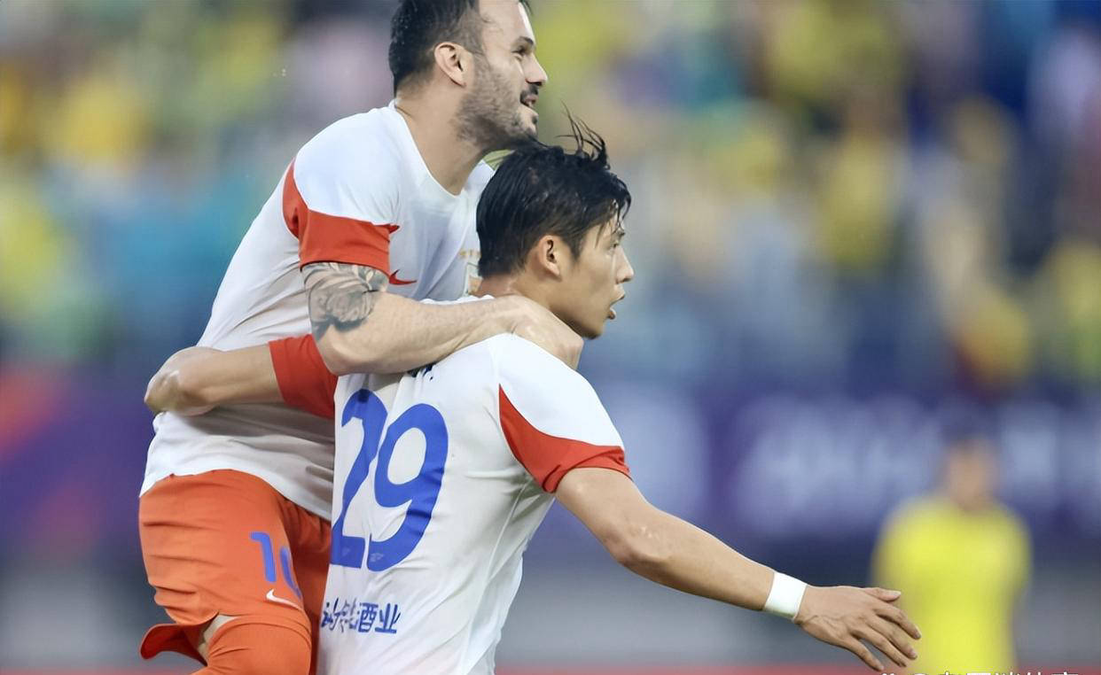 FB体育平台-球队备战决赛,外援积极备战