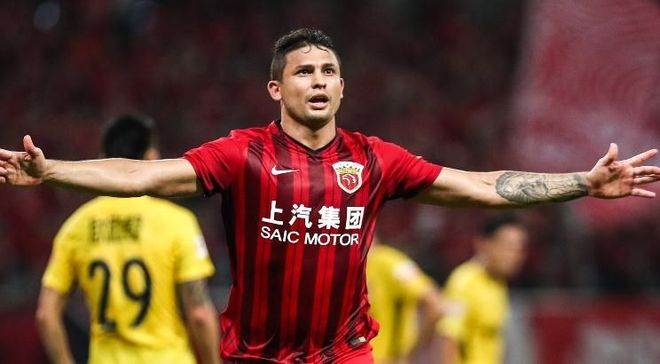 佛罗伦萨取得胜利，球队信心大增，目标冲击前四