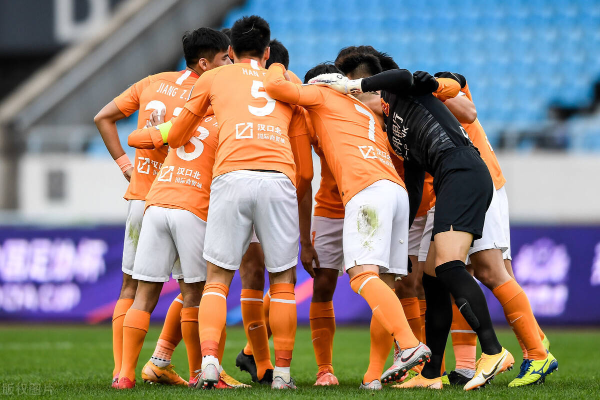 武汉卓尔豪取一胜,势如破竹 武汉卓尔豪取一胜,势如破竹